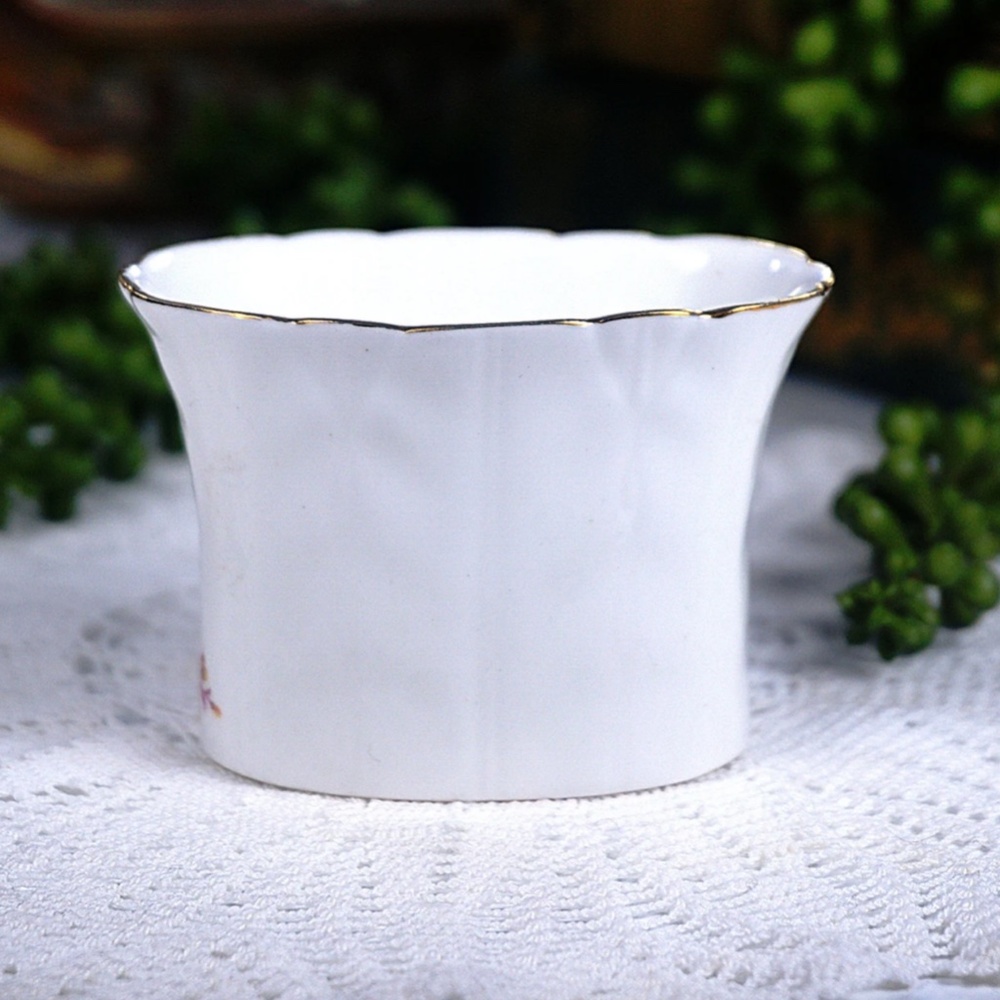 Aynsley | Decor | Pink Blue Floral Sugar Packet/Cotton Swab Holder - Picture 4 of 10
